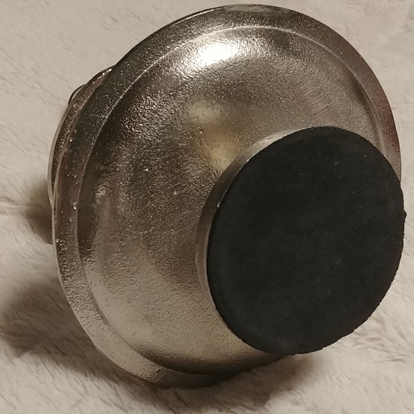 Silver Solid Hammered Metal 2 Tiered Jewelry Stand - Picture 5 of 6